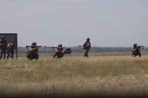 Video Bộ trưởng Sergey Shoigu thị sát tập trận