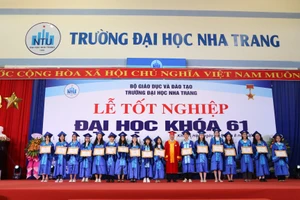 Lễ tốt nghiệp năm 2023 của Trường Đại học Nha Trang. Ảnh: NTCC