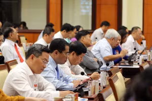 Đại biểu tham dự kỳ họp chuyên đề, HĐND TPHCM khóa X ngày 19/9. (Ảnh: Thành Nhân)
