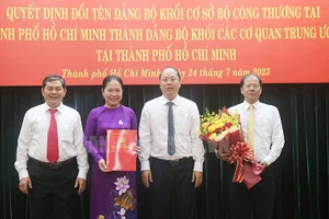 Lễ công bố quyết định đổi tên Đảng bộ Khối cơ sở Bộ Công Thương tại TPHCM thành Đảng bộ Khối các cơ quan Trung ương tại TPHCM. (Ảnh: HCMCPV)