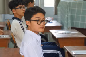 Thí sinh TPHCM dự thi tốt nghiệp THPT năm 2023. Ảnh: Mạnh Tùng