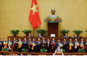 Quốc hội bầu ông Lê Văn Thành và ông Lê Minh Khái giữ chức vụ Phó Thủ tướng