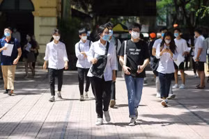 Môn Toán thi tốt nghiệp THPT 2021: Đề không quá khó, phù hợp với sức học sinh