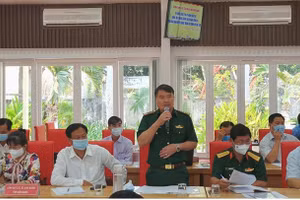  Đại tá Nguyễn Thế Anh - Chỉ huy trưởng Bộ Chỉ huy Bộ đội Biên phòng Kiên Giang phát biểu tại buổi làm việc (Ảnh: Cổng TTĐT Kiên Giang).