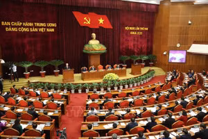 Khai mạc trọng thể Hội nghị lần thứ 2 Ban Chấp hành Trung ương Đảng khóa XIII