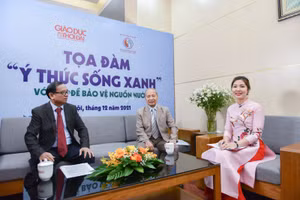 Tọa đàm "Ý thức sống xanh" với chủ đề: Bảo vệ nguồn nước