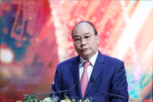 Chủ tịch nước Nguyễn Xuân Phúc dự Lễ trao Giải Báo chí Quốc gia lần thứ XV, năm 2020