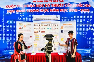 Dự án “Nghiên cứu điều chế sản phẩm thảo mộc phòng trừ sâu hại rau họ hoa thập tự (Brassicacae) từ hợp chất Cinnamyl acetate trong vỏ quế” xuất sắc giành giải nhất tại cuộc thi