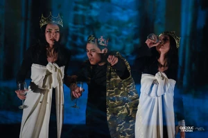 Vở Macbeth mê hoặc của sinh viên Đại học Sân khấu - Điện ảnh Hà Nội