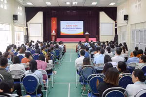 Toàn cảnh buổi Khai mạc Ban chấm thi.