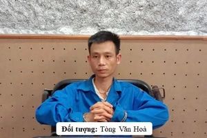 Đối tượng Tòng Văn Hòa tại cơ quan điều tra. Ảnh: Công an Mường Chà.