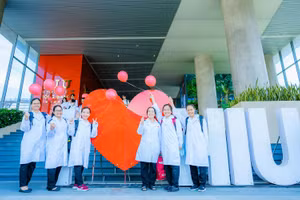 Sinh viên học khối ngành sức khỏe tại HIU