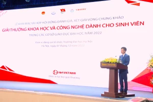 Khai mạc vòng chung khảo Giải thưởng khoa học và công nghệ dành cho sinh viên. 