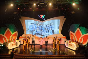 Một tiết mục sôi động của trường THPT Chuyên Thái Nguyên