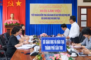 Quang cảnh buổi làm việc tại Sở GD&ĐT TP Cần Thơ.