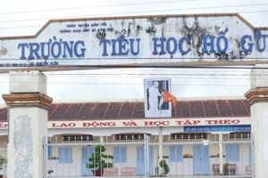 Một trường tiểu học ở vùng ven biển thuộc huyện Đầm Dơi, Cà Mau.