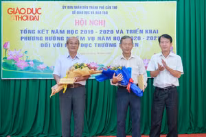 Tri ân các giáo viên đã có nhiều đóng góp trong công tác GDTX TP Cần Thơ.