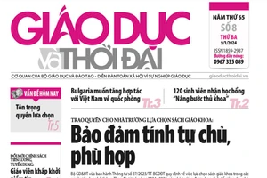 Tin tức báo in 9/1: Tiếp tục đổi mới chính sách tiền lương, tuyển dụng