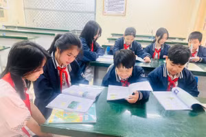 Học sinh Trường THCS Bế Văn Đàn (Đống Đa, Hà Nội).