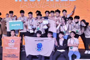 Các thành viên đội FPT3DN.Robotown, Trường THPT FPT Đà Nẵng sẽ đại diện cho FTC Vietnam tham gia thi đấu tại FIRST® Champion, tổ chức ở Mỹ vào tháng 4/2024.