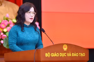 Thứ trưởng Bộ GD&ĐT Nguyễn Thị Kim Chi.