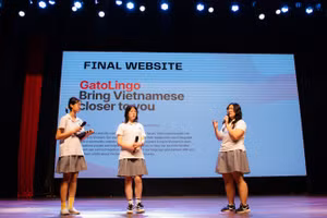 Học sinh thuyết trình về quá trình thực hiện dự án, kết quả đạt được và những giá trị học được.