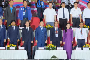 Các đại biểu tham dự Lễ khai mạc Đại hội Thể thao học sinh Đông Nam Á. Ảnh: Hoàng Vinh, Hà Nguyên.