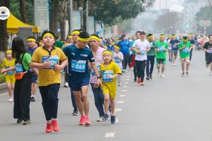 Everest Family Day 2024 quyên góp cho dự án "Sưởi ấm con chữ vùng cao".