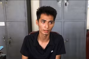 Đối tượng Nguyễn Trường Giang tại cơ quan công an.