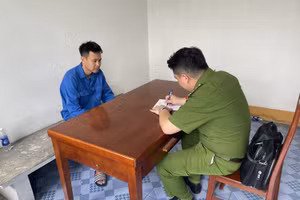 Đối tượng Nguyễn Văn Nhị tại cơ quan điều tra.