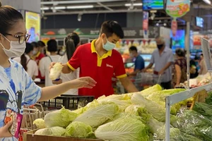 Hà Nội tiếp tục là địa phương có chi phí sinh hoạt đắt đỏ nhất cả nước. Ảnh minh họa.