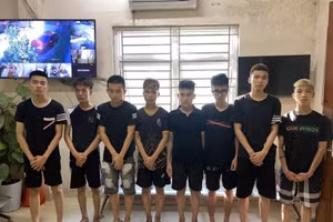 8 đối tượng có liên quan đến vụ hỗn chiến bị cơ quan công an khởi tố.