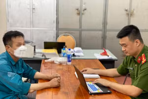 Cơ quan công an làm việc với Lê Qúy Hòa.