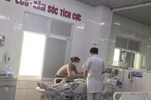Nạn nhân may mắn sống sót sau sự cố xảy ra tại Công ty TNHH Miwon Việt Nam đang được điều trị tại Bệnh viện Đa khoa tỉnh Phú Thọ.