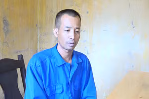 Đối tượng Phan Văn Huân.