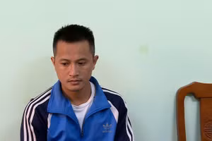 Đỗ Văn Thắng tại cơ quan công an.