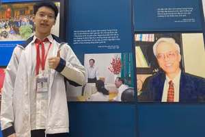 Em Nguyễn Phúc Nguyên xuất sắc giành Huy chương Vàng tại Kỳ thi “Vô địch các đội tuyển Toán thế giới” WMTC năm 2022.