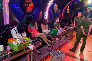 Công an quận Hồng Bàng vừa khởi tố bị can đối với 4 đối tượng về hành vi Tổ chức sử dụng trái phép chất ma túy.