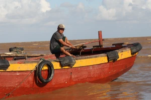 Những ngư dân tại xã Ngư Lộc mong muốn được yên tâm bám biển.