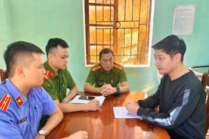 Vương Đình Trung tại cơ quan điều tra.