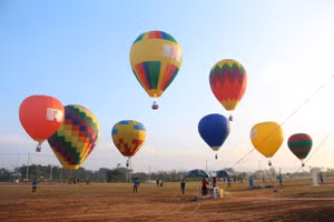 Tỉnh Kon Tum lần đầu tiên tổ chức ngày hội khinh khí cầu.