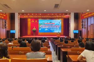 Quang cảnh buổi lễ.