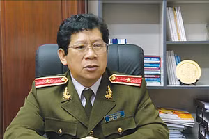 Thiếu tướng, nhạc sĩ Trần Gia Cường.