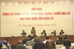 Quang cảnh buổi họp báo.