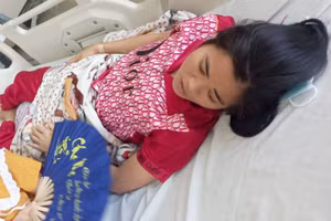 Cô Đỗ Thị Thanh Thẩm đang điều trị tại Bệnh viện Tim Mạch An Giang.