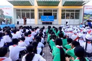 Hội đồng Đội phối hợp cùng Phòng GD&ĐT huyện Tri Tôn (tỉnh An Giang) tổ chức Hội thi nghi thức Đội năm học 2022 - 2023.