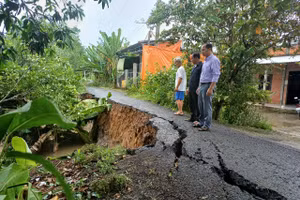 Sạt, lở trên địa bàn xã Phú Đức, huyện Long Hồ, tỉnh Vĩnh Long.