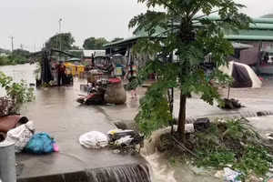 Mưa to gây lũ núi và sạt lở trên địa bàn xã Lương Phi (huyện Tri Tôn, tỉnh An Giang).