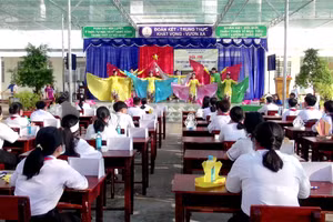 Phòng GD&ĐT thị xã Tân Châu (An Giang) tổ chức Hội thi "Tìm hiểu cội nguồn dân tộc Việt Nam" lần thứ XVIII.