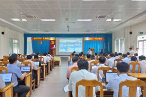 An Giang tổ chức Hội nghị tập huấn sử dụng học liệu thông minh.